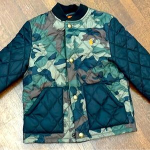 Boys Polo quilted Camo and black coat - size 4t - looks new